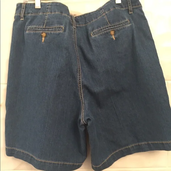 Kim Rogers Size 16 Denim Shorts - Picture 3 of 3